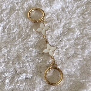 Gold and White Floral extender/keychain